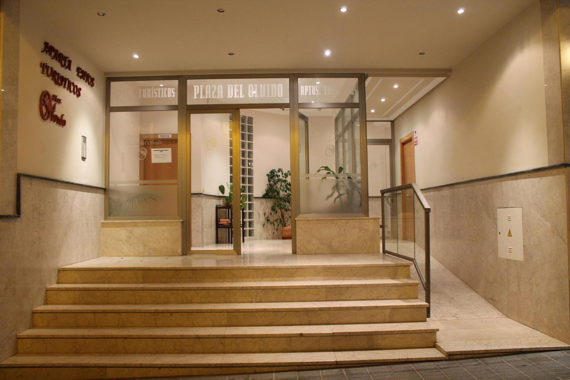 נרחה Apartamentos Turisticos Plaza Del Olvido מראה חיצוני תמונה