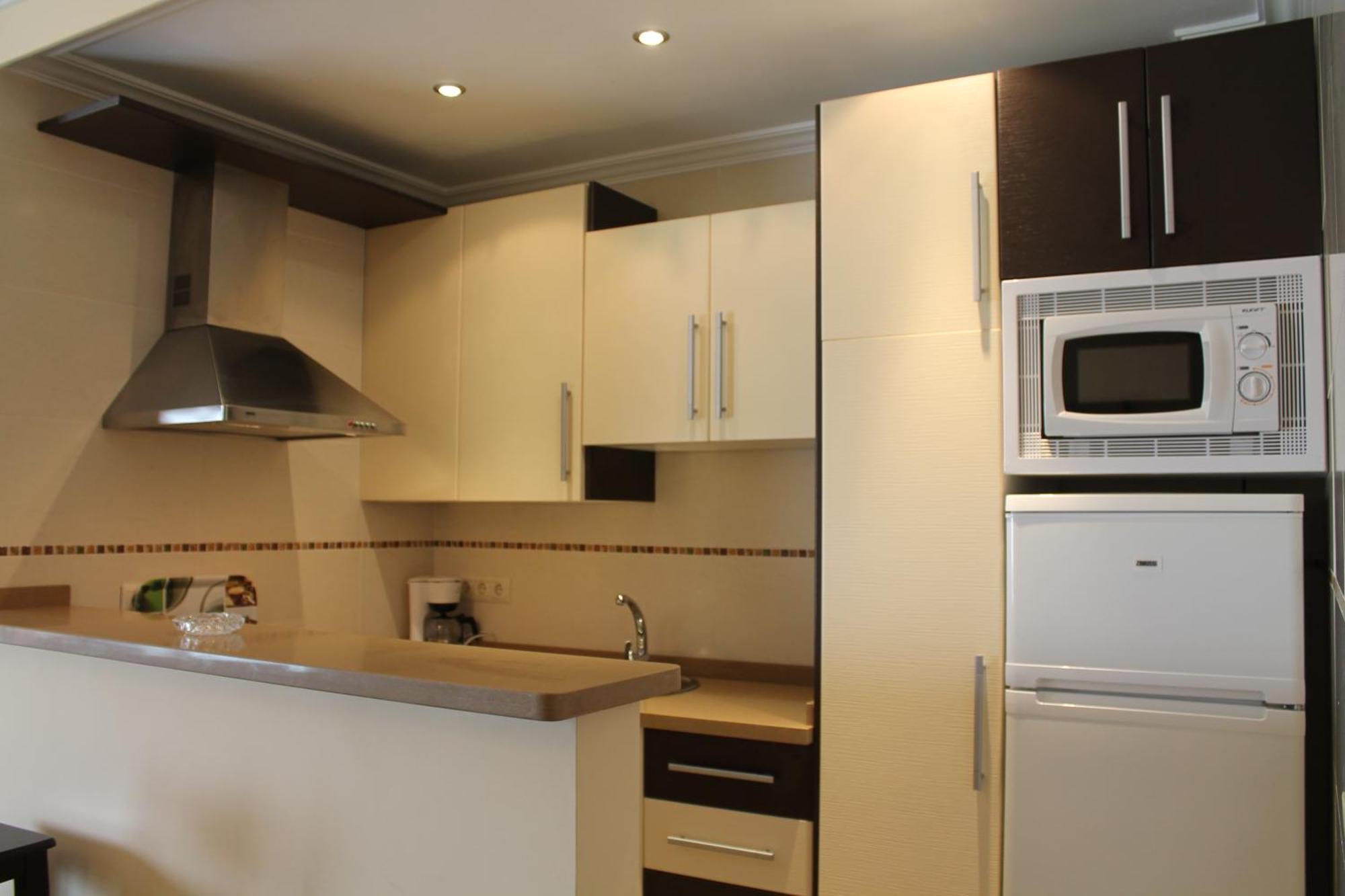 נרחה Apartamentos Turisticos Plaza Del Olvido מראה חיצוני תמונה